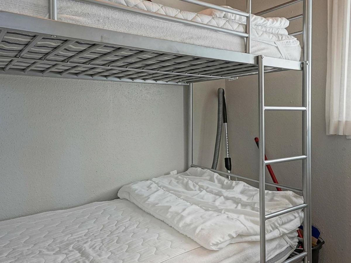 Three-Bedroom Holiday Home In Hasle 3 Vang  Pokoj fotografie
