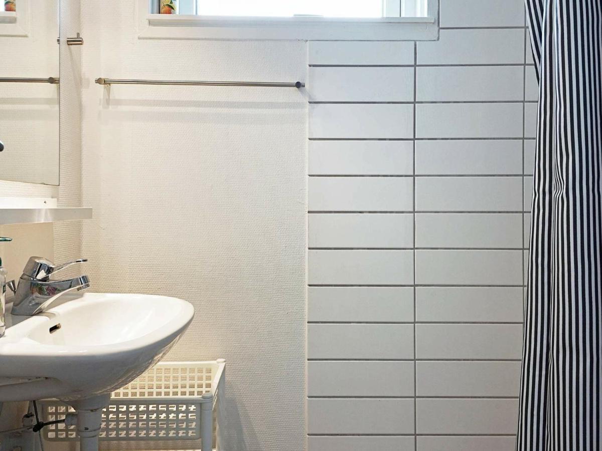 Three-Bedroom Holiday Home In Hasle 3 Vang  Pokoj fotografie